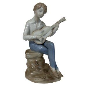 Ardalt Lenwile Japan 7.25” Guitar Boy Figurine Hand Painted Vintage
